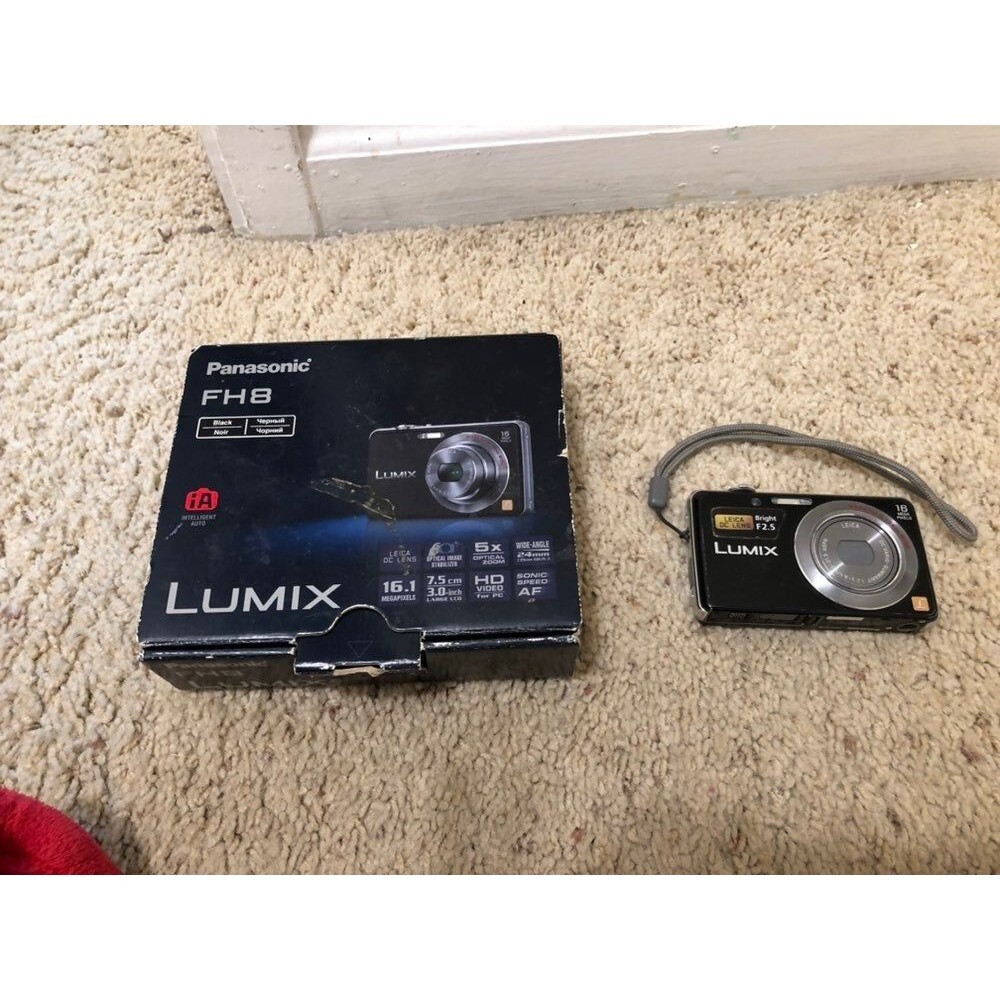 Panasonic Lumix PH8